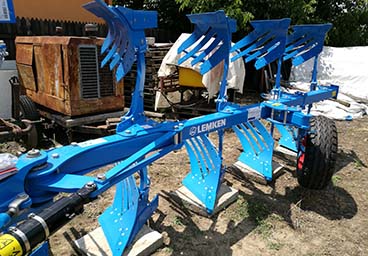 Plug Lemken cu 3+1 trupite achizitionat cu fonduri europene prin SAB Consulting